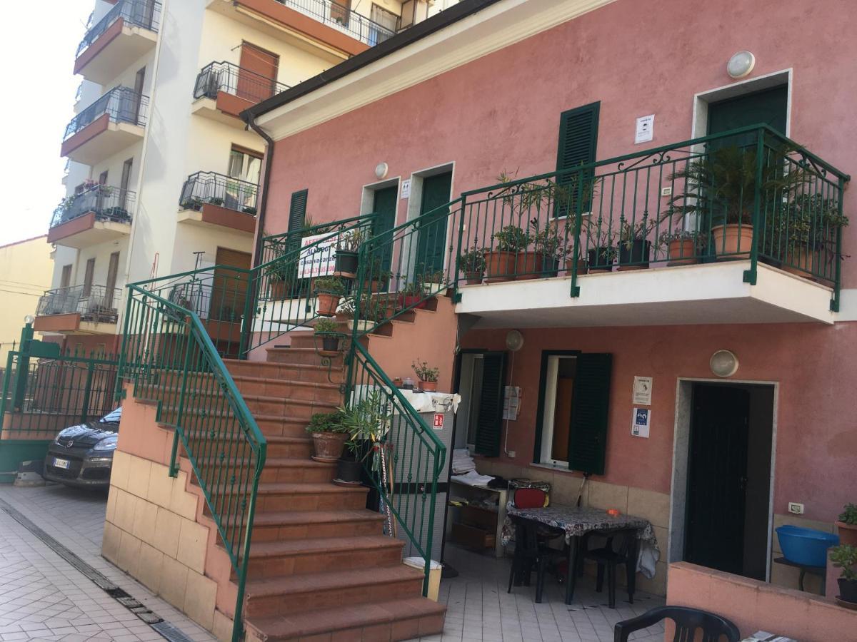 Villamareblu Ventimiglia Ngoại thất bức ảnh