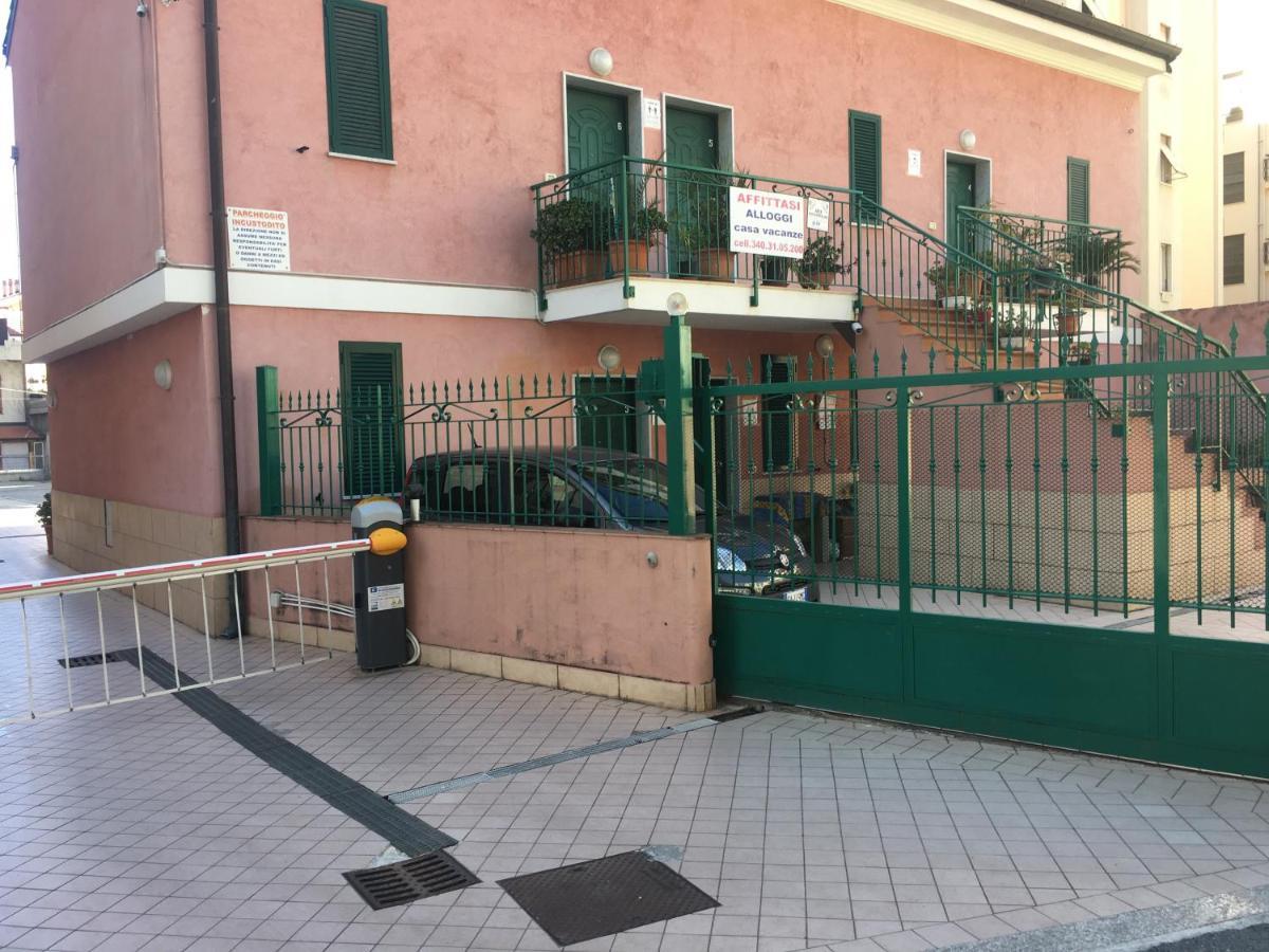 Villamareblu Ventimiglia Ngoại thất bức ảnh