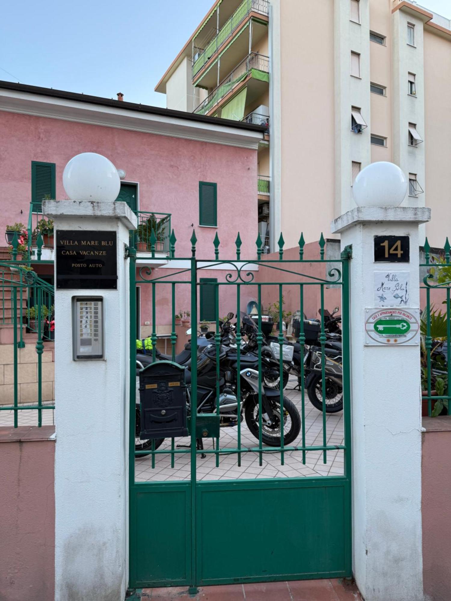 Villamareblu Ventimiglia Ngoại thất bức ảnh