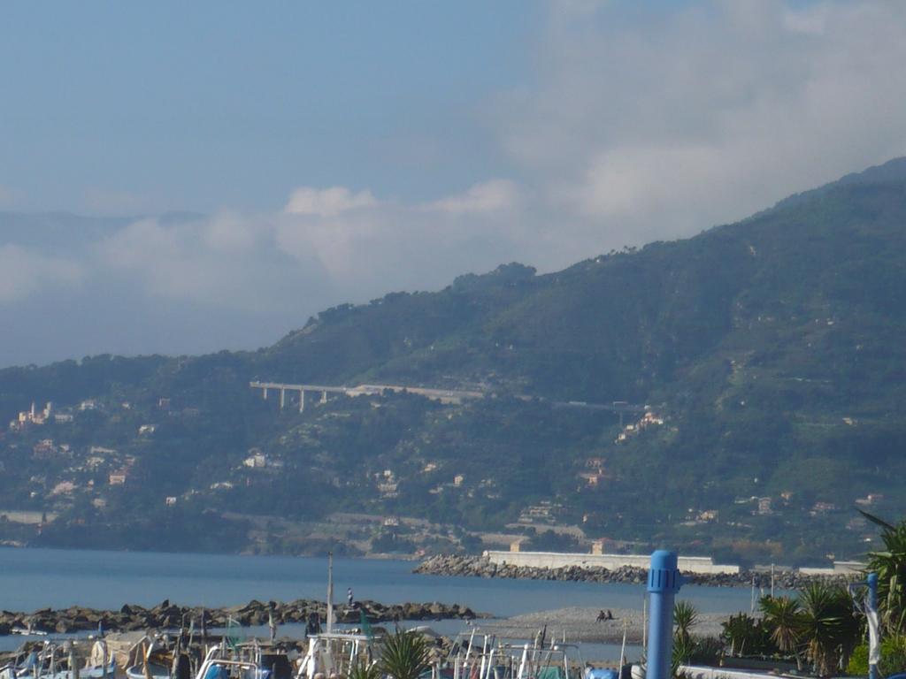 Villamareblu Ventimiglia Ngoại thất bức ảnh
