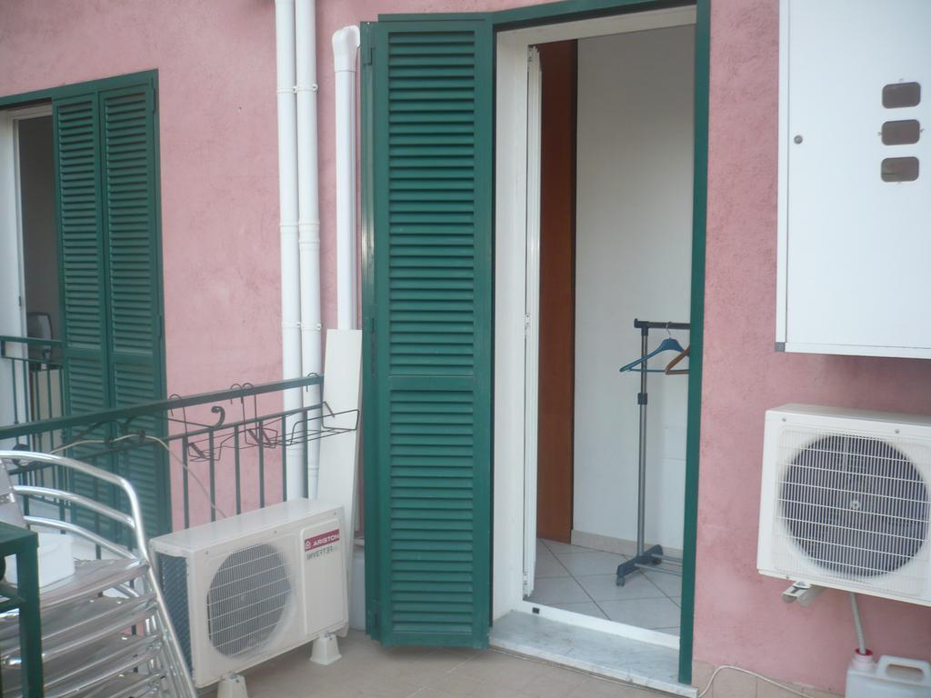Villamareblu Ventimiglia Ngoại thất bức ảnh